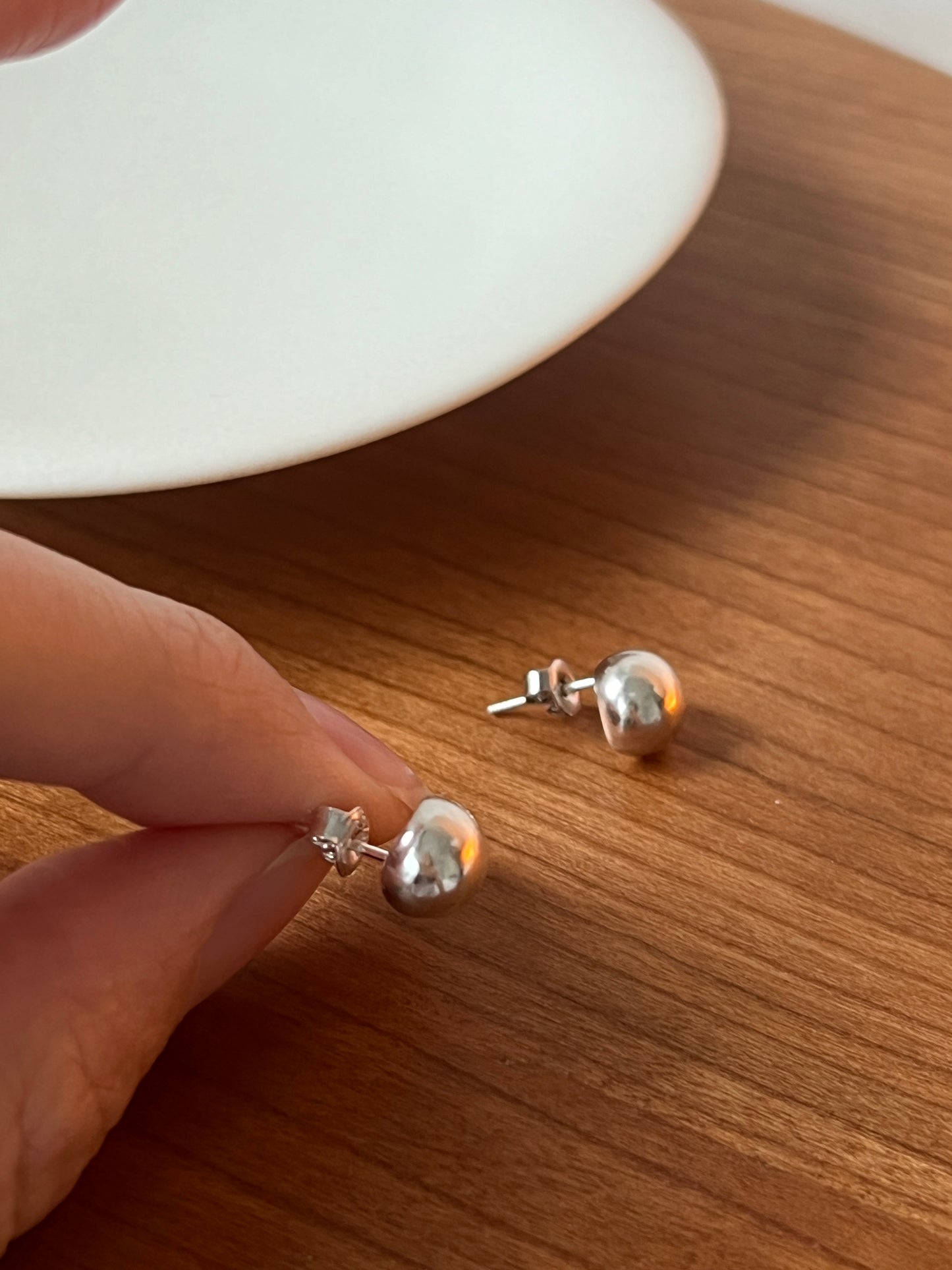 SILVER 8MM BALL EARRING
