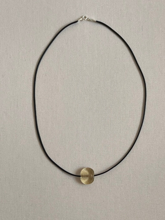 05 TINY CLEAR GLASS NECKLACE