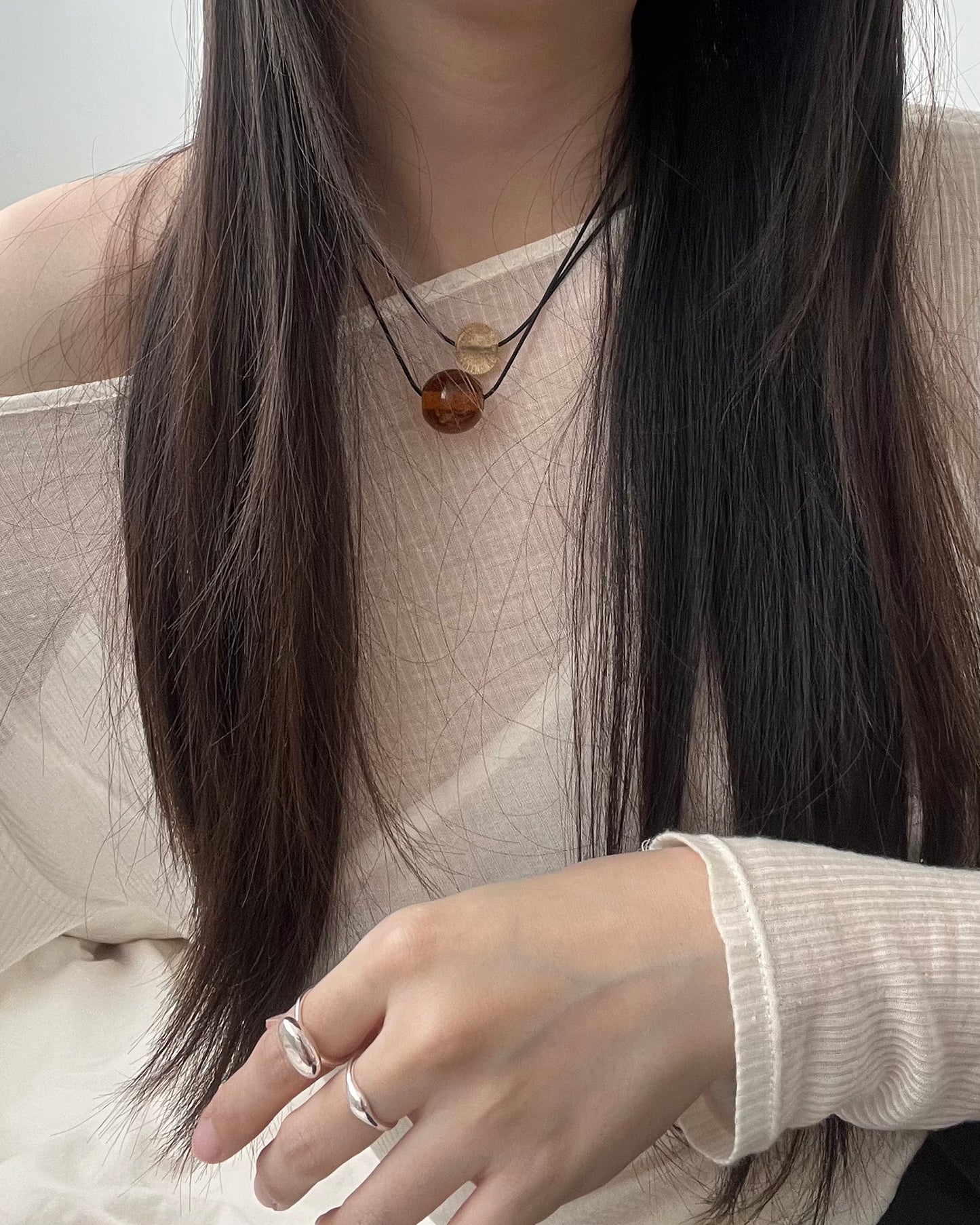 05 TINY CLEAR GLASS NECKLACE