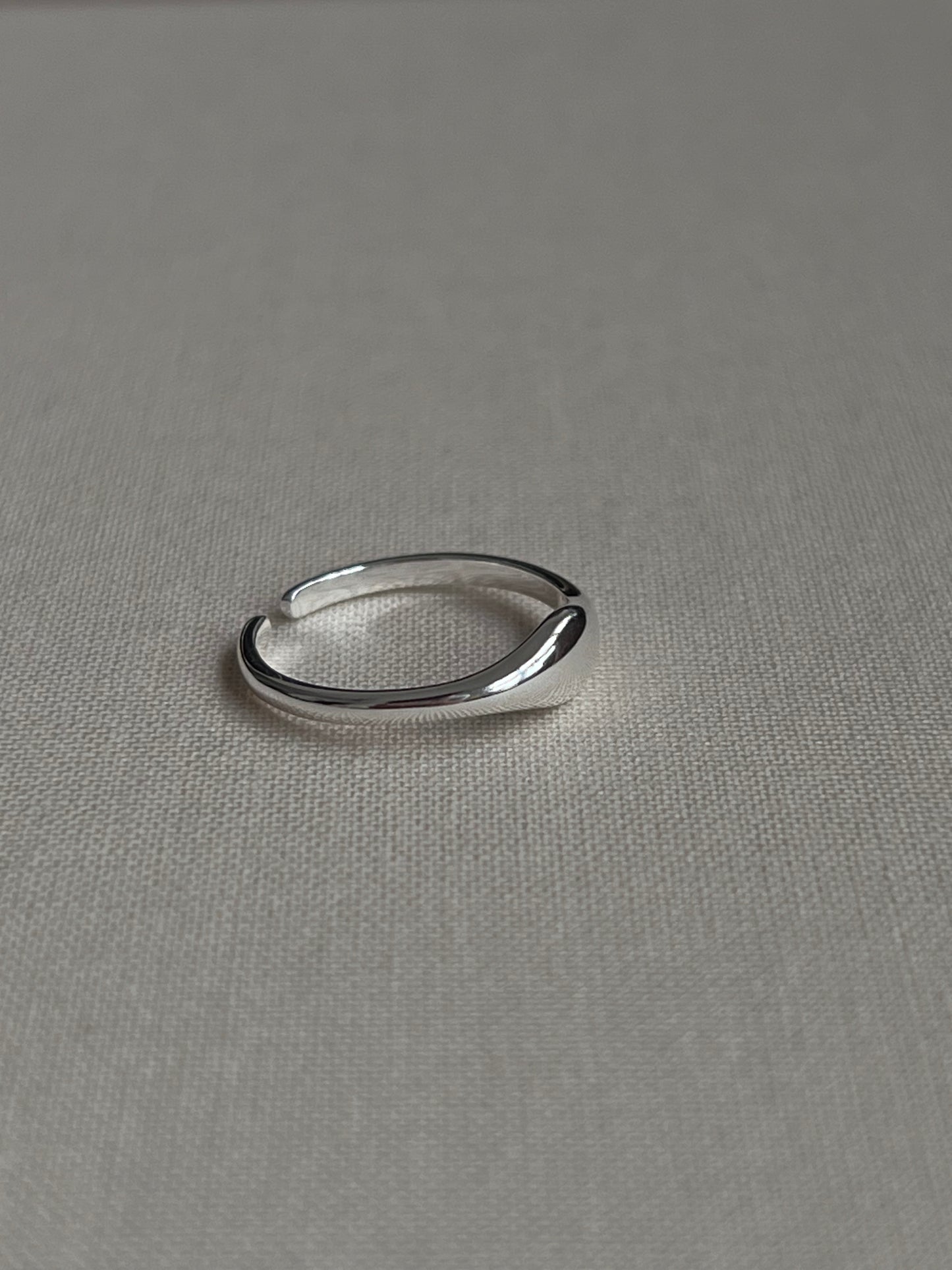 SILVER DAILY RING