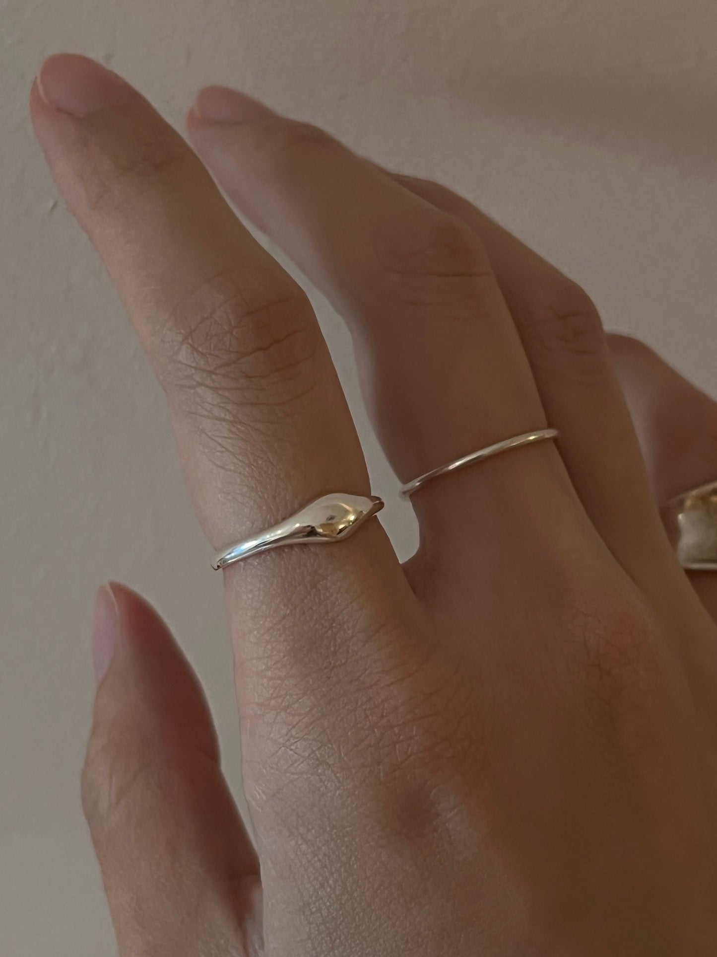 SILVER DAILY RING