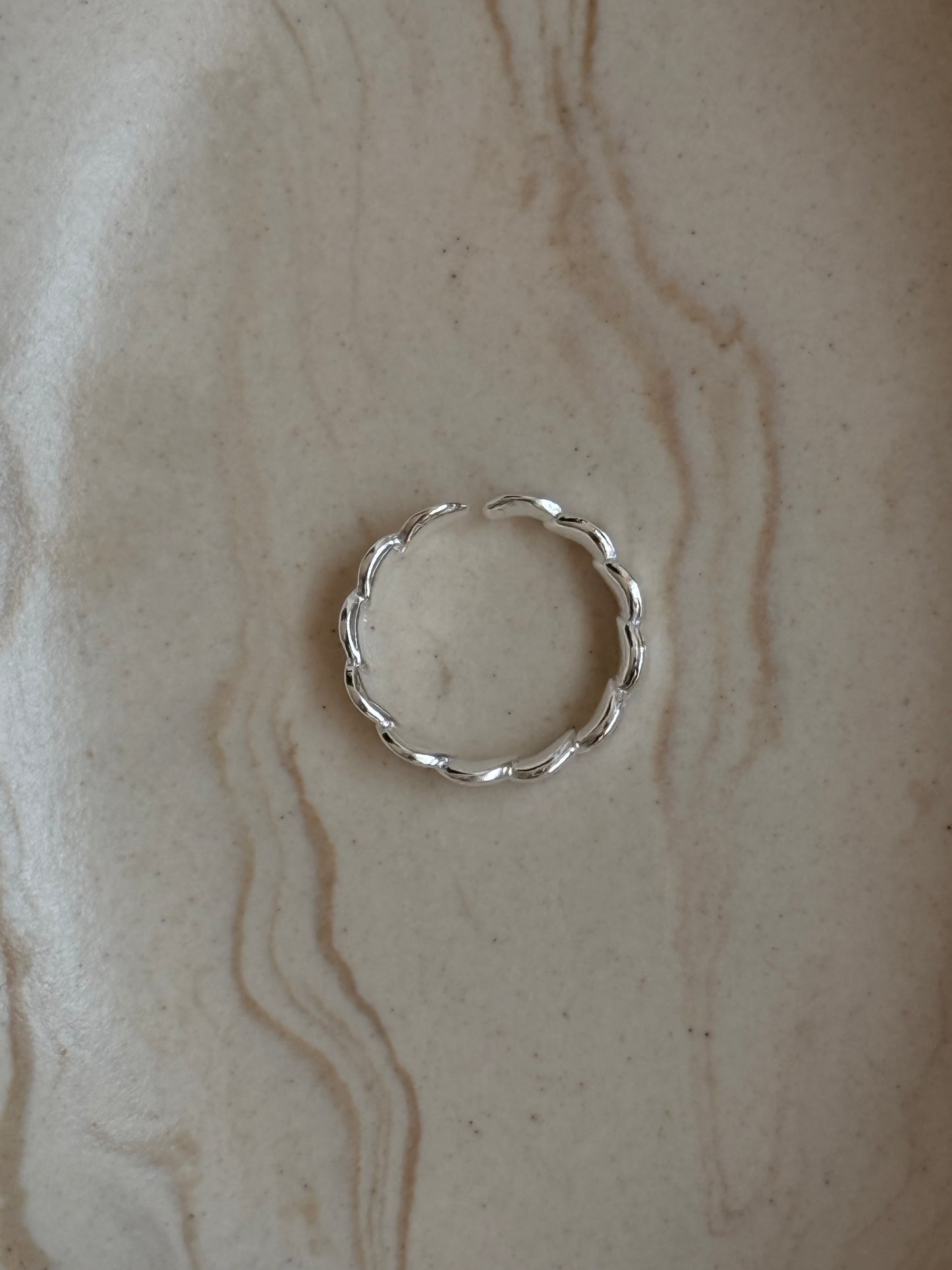 SILVER ROUNDED PINKY RING