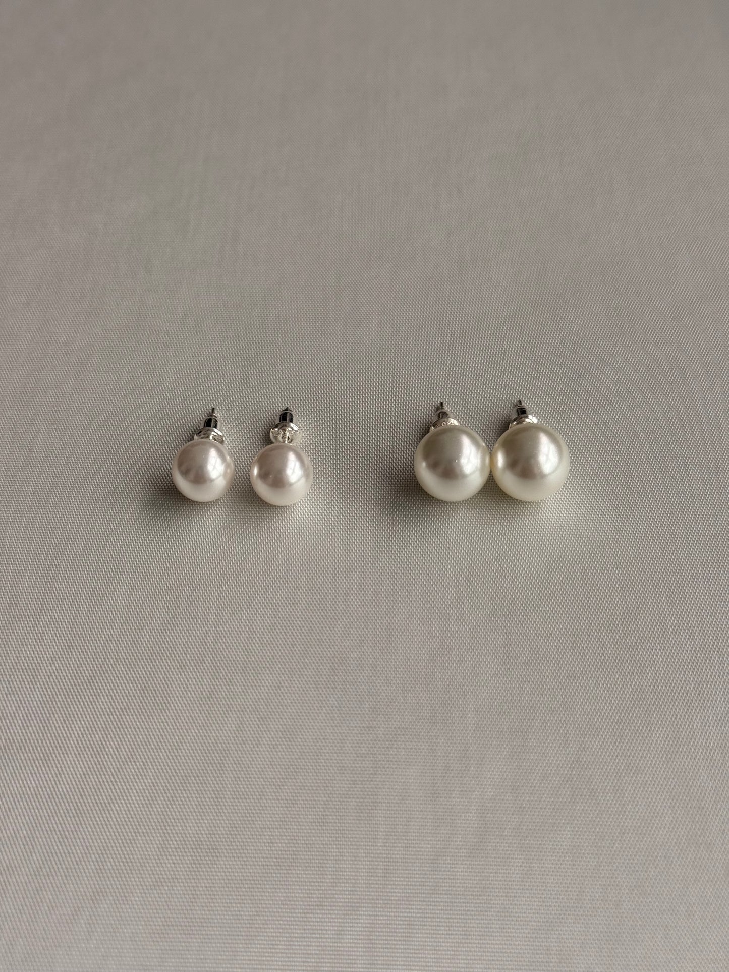 SILVER NEEDLE PEARL EARRING