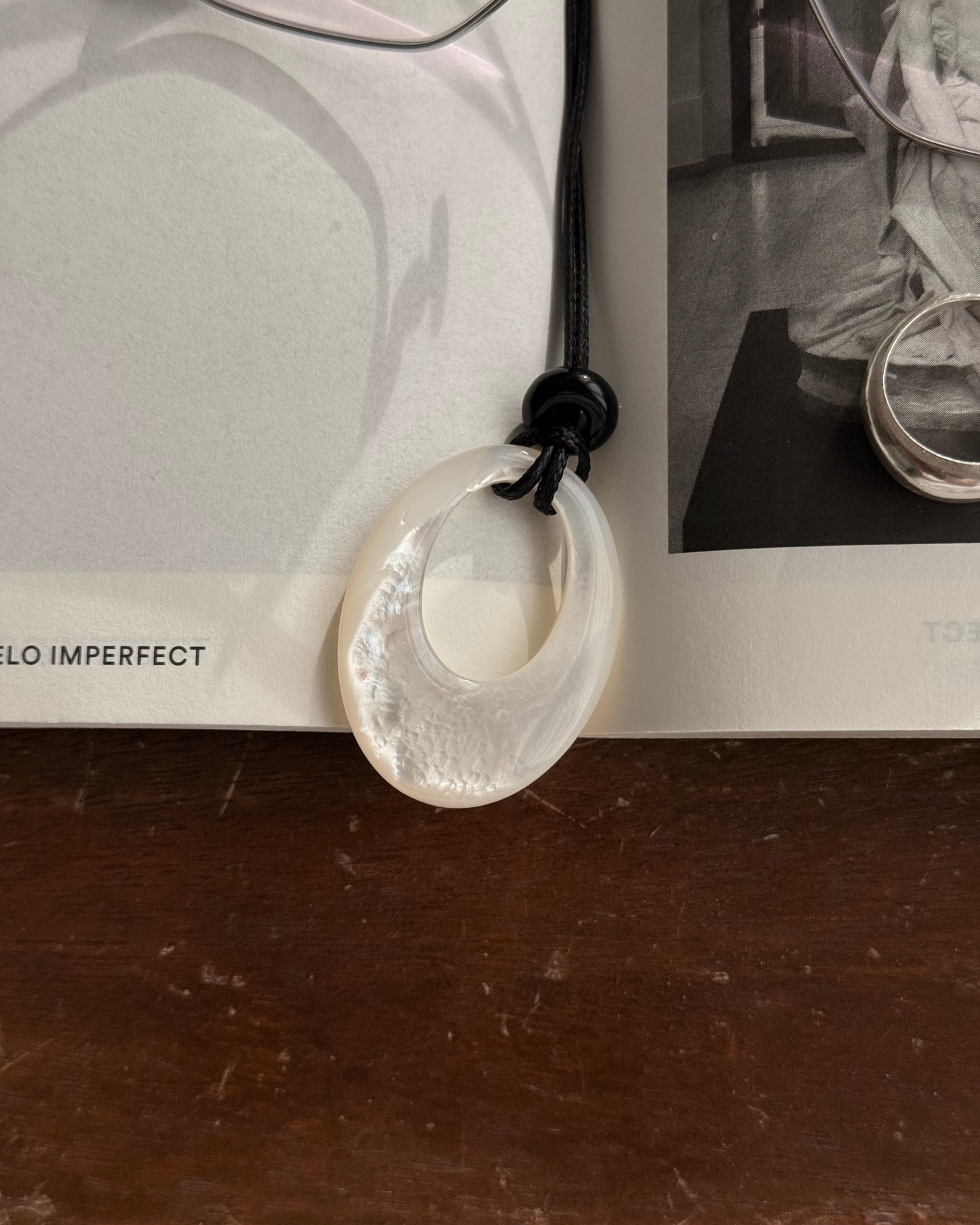 04 PEARL HOOP NECKLACE