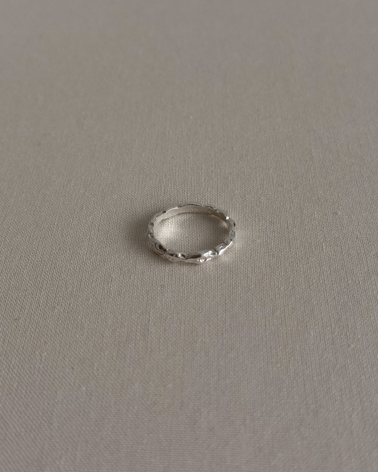 HANDCRAFTED SILVER MOLTEN RING