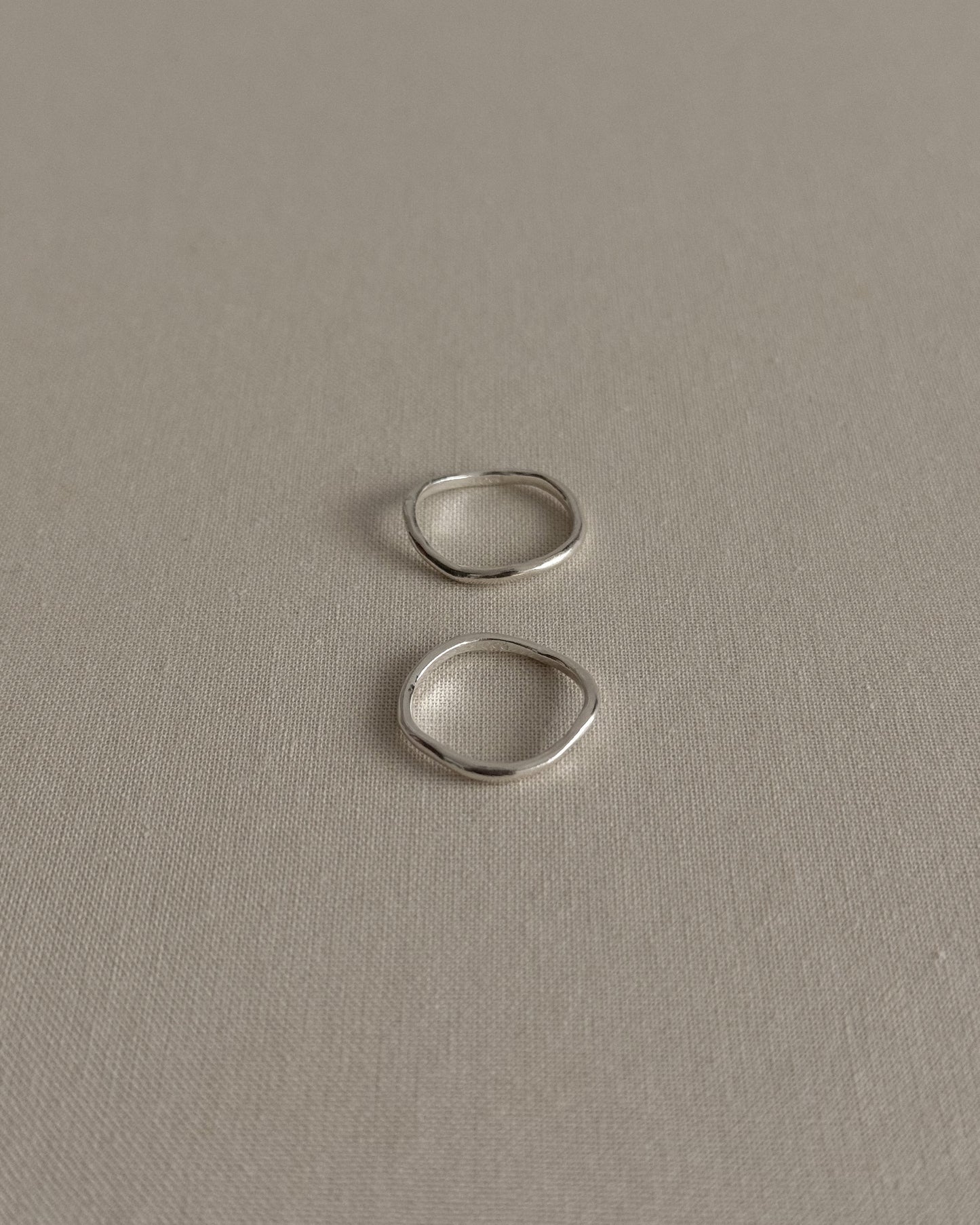 HANDCRAFTED SILVER WAVY RING