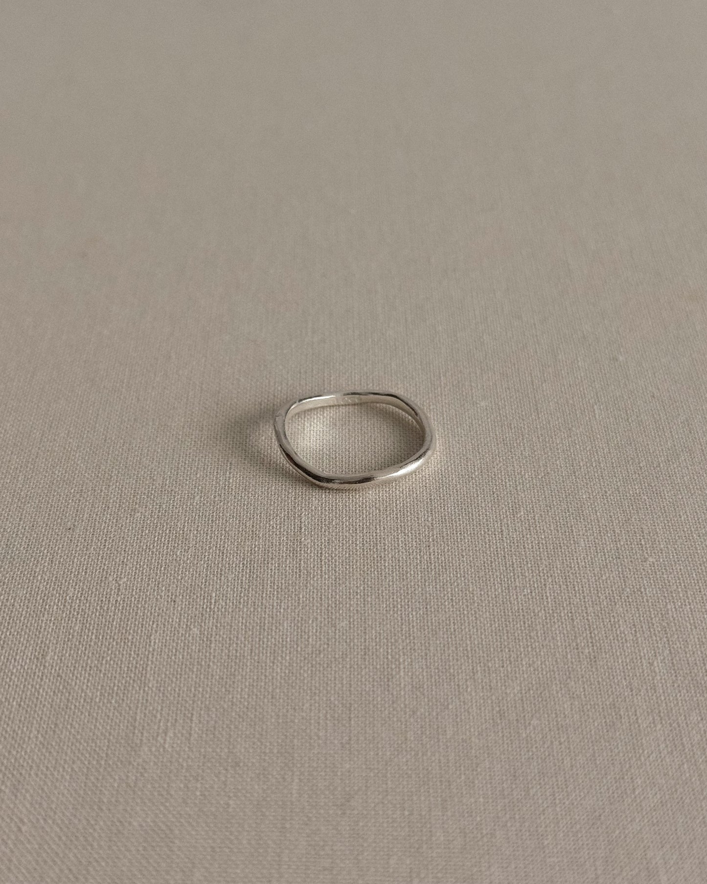 HANDCRAFTED SILVER WAVY RING